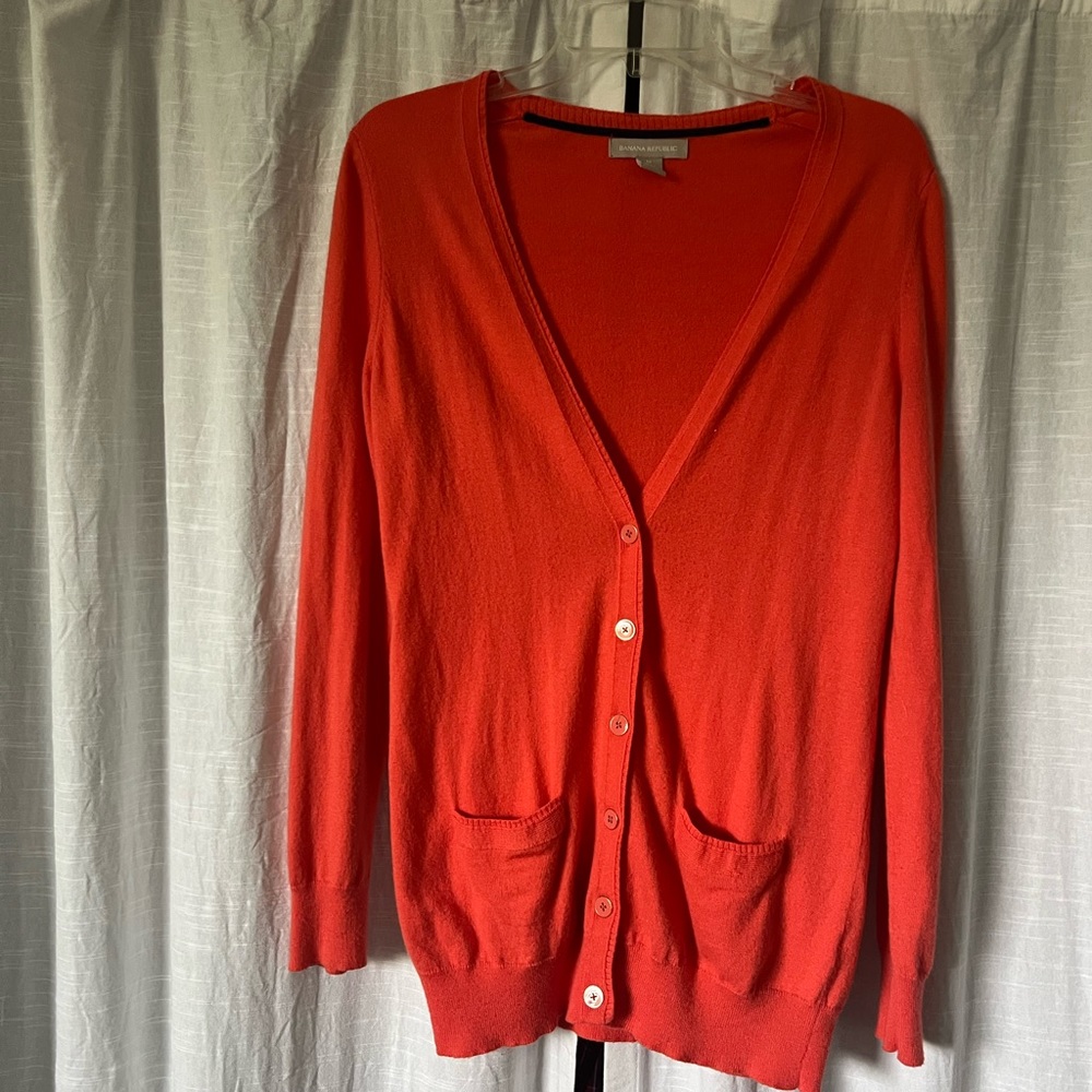 Banana republic spring orange cardigan sweater
